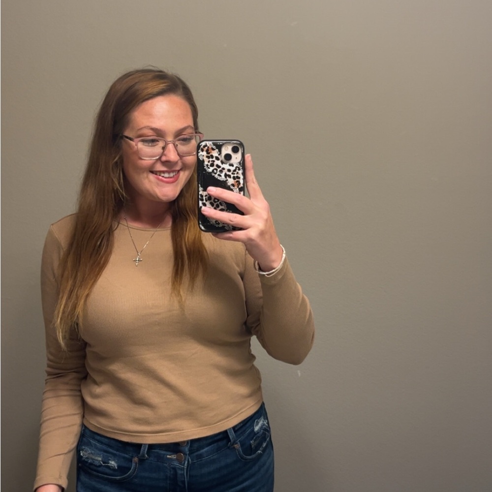 Meet your Posher, Loren